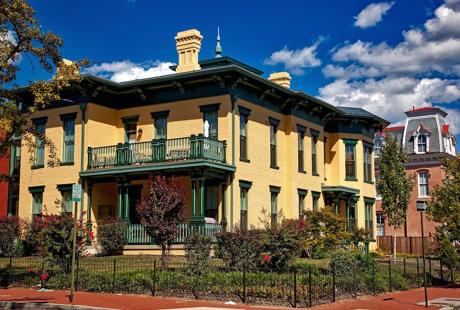 Living in Raleigh historic neighborhood